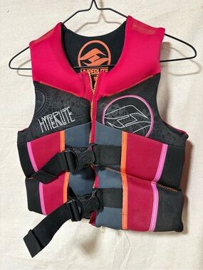 Hyperlite Kids' Pink & Black Neoprene Life Vest - Zip Front